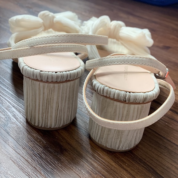 Loeffler Randall Dahlia in white - Picture 2 of 3